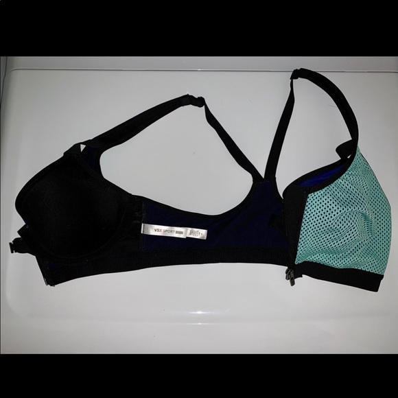 Victoria Secret Sports Bra - Picture 6 of 7